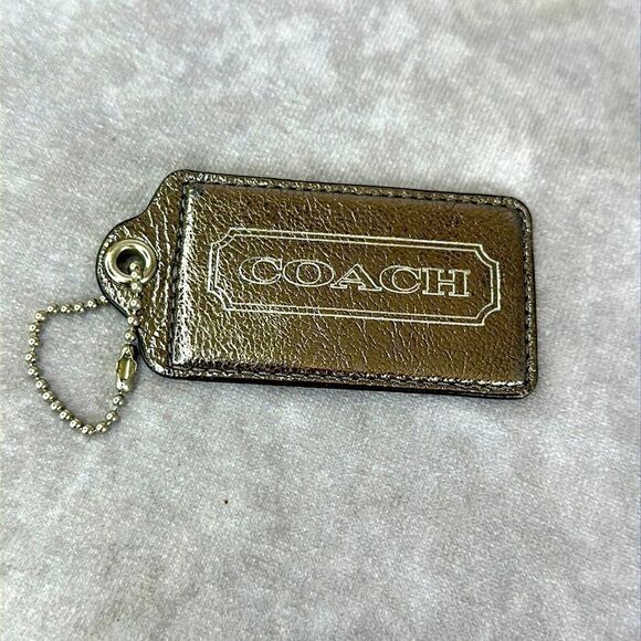 Coach Julia 14968 Script Large Leather Fob - Picture 1 of 7